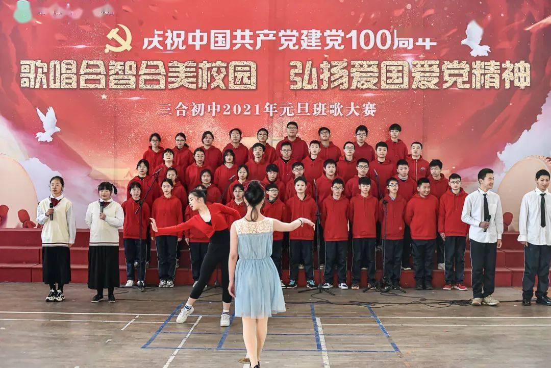 贵平高速南明河特大桥主墩已封顶